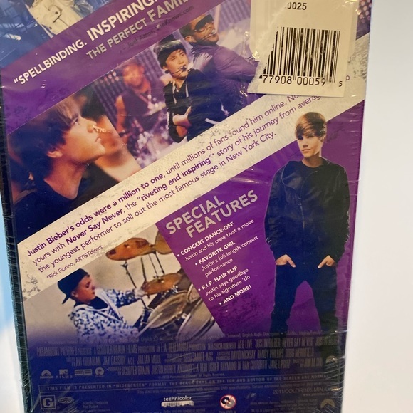 JUSTIN BIEBER NEVER SAY NEVER MOVIE CD BRAND NEW SEALED PACKAGE - Picture 2 of 4